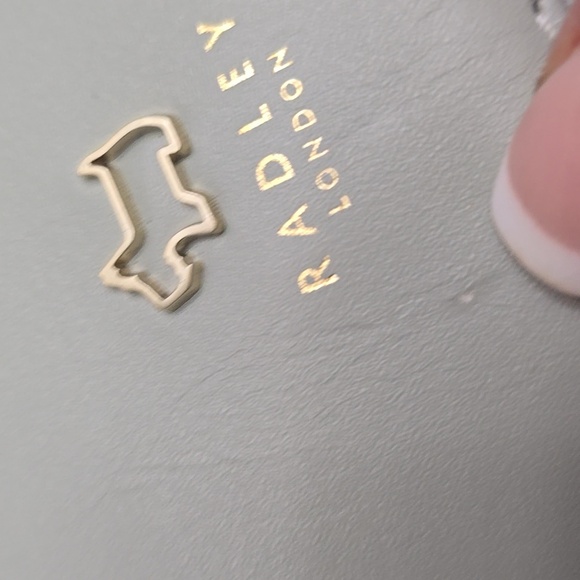 RADLEY London Crossbody Purse Gray Taupe Leather Zipper Pockets - Picture 10 of 10